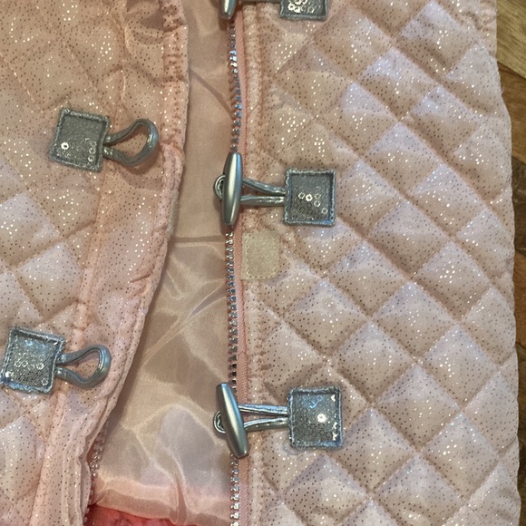 Sparkle quilted vest. Size 5 - Picture 5 of 6